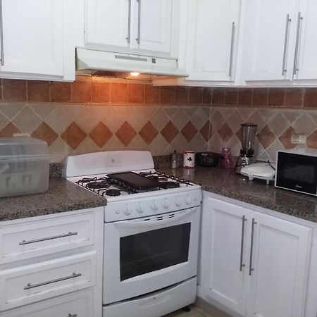 Habitacion Cerca Al Mar Y Zona Colonial Santo Domingo Bagian luar foto